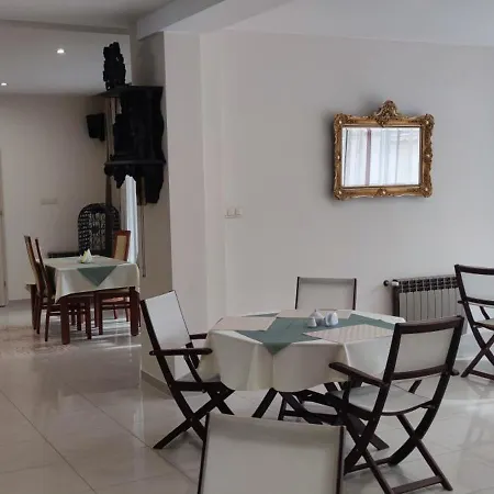 Villa Gdansk 3* גדנסק