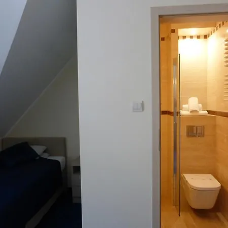 Villa Gdansk ベッド・アンド・ブレックファスト 3*