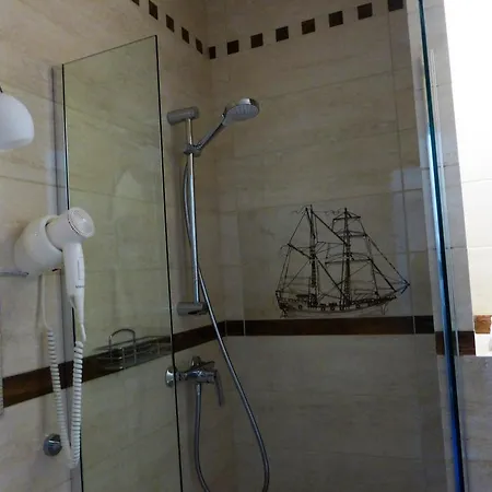 לינה וארוחת בוקר Villa Gdansk גדנסק